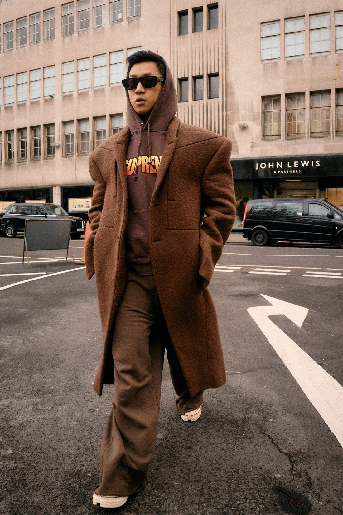 How to Wear Streetwear & Casual for AW25